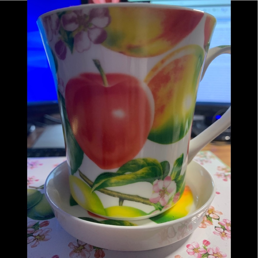 Beautifully crafted apple coffee or tea cups